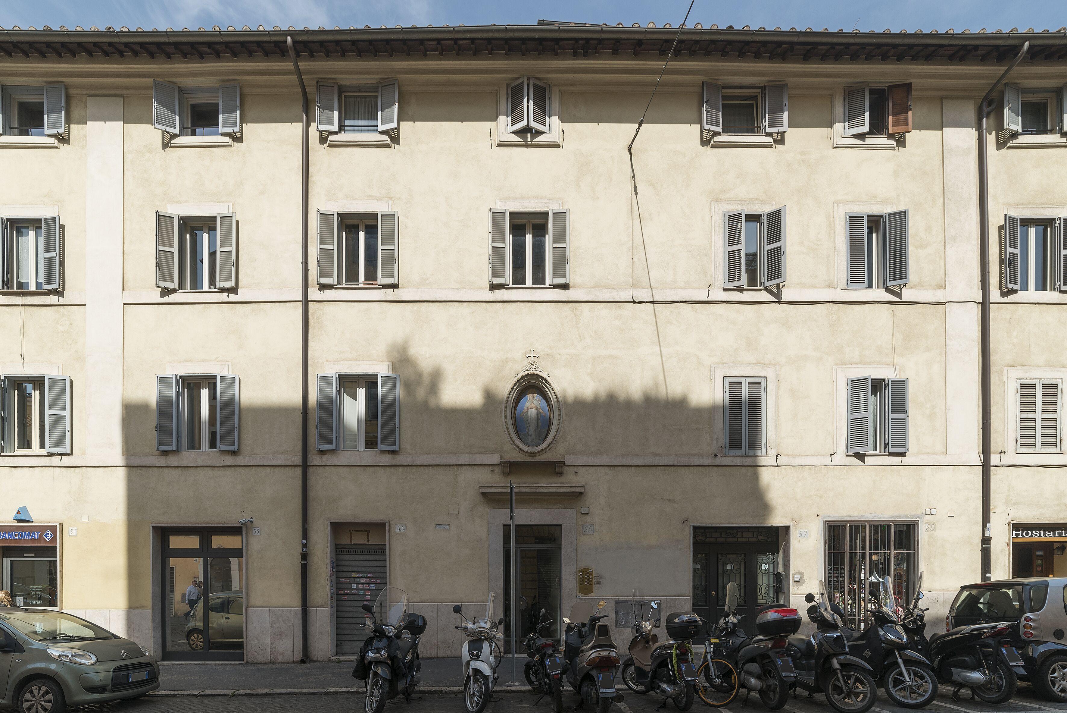 Guesthost - Colosseo Modern Apartment — Foto 1
