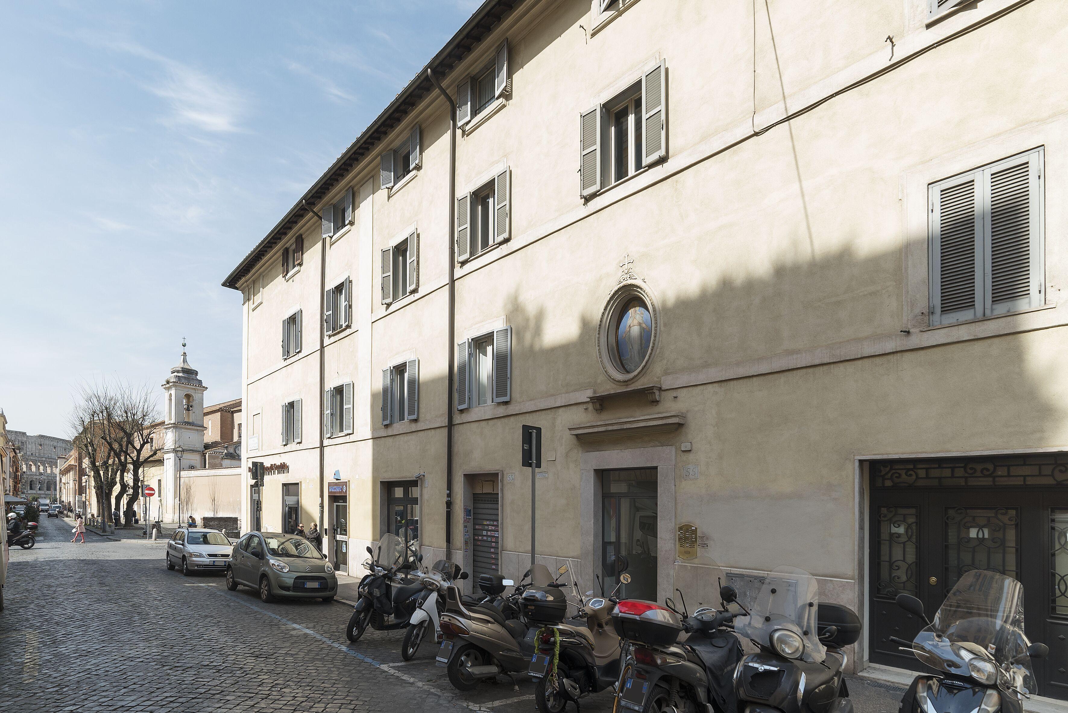 Guesthost - Colosseo Modern Apartment — Foto 2